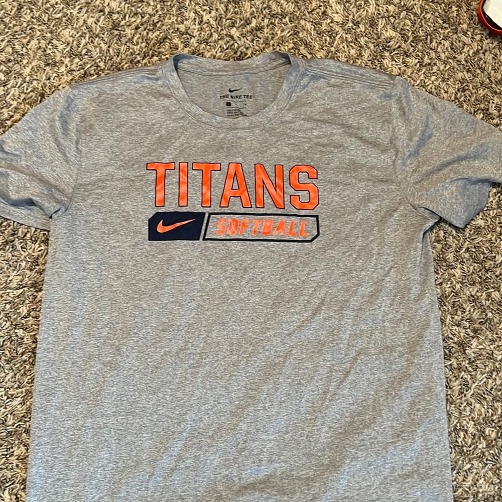 CSUF softball shirt